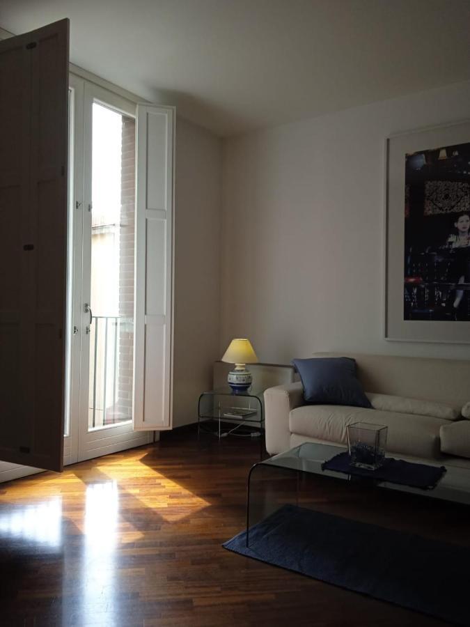 Olimpia Apartment City Center Salerno Exteriér fotografie